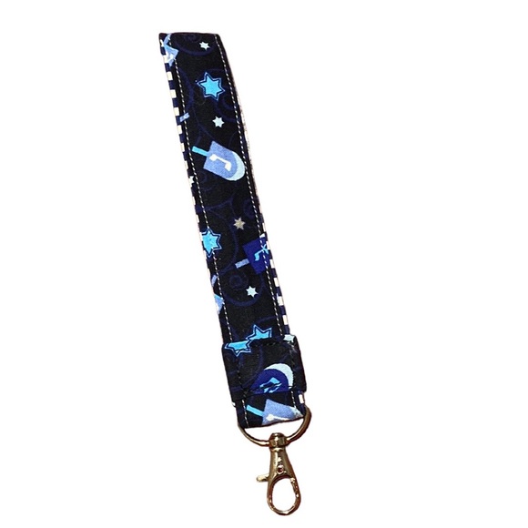 Dreidel Wristlet Keychain - Picture 2 of 5